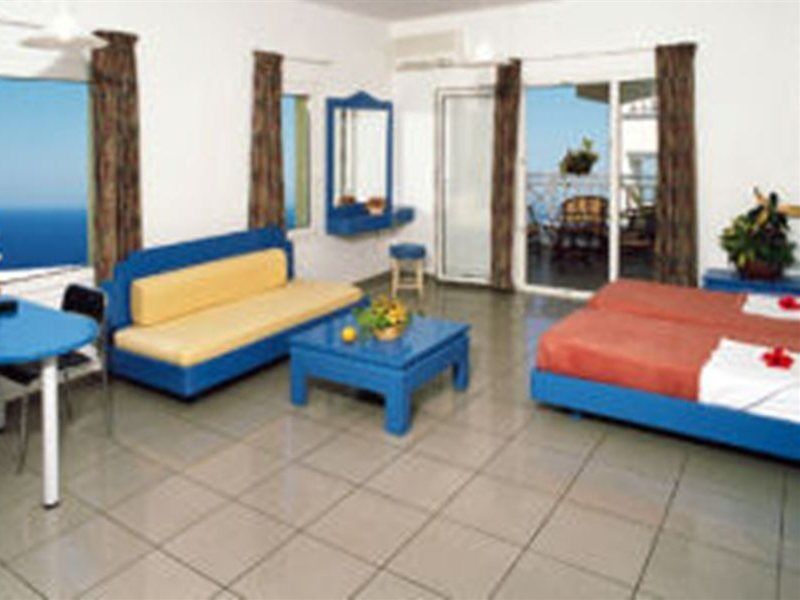 Scala Hotel-Apartments อาเยีย เปลาเยีย ภายนอก รูปภาพ