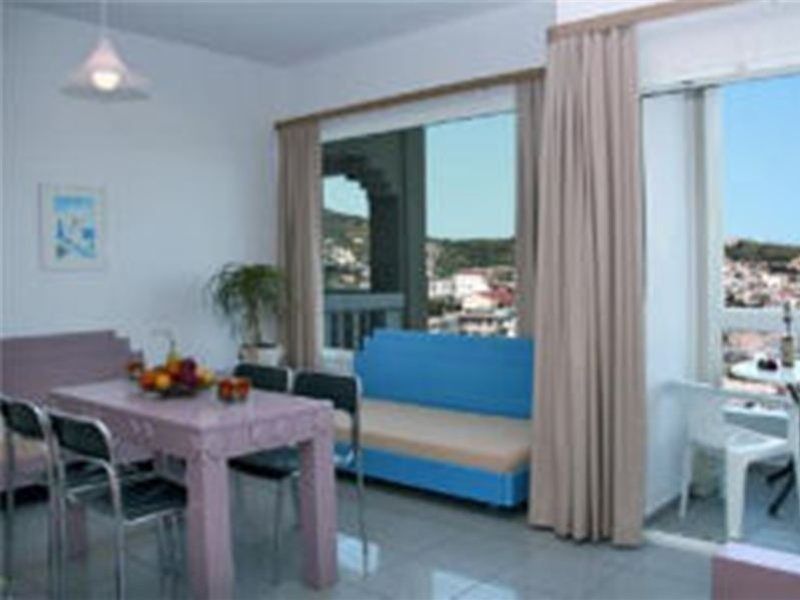 Scala Hotel-Apartments อาเยีย เปลาเยีย ภายนอก รูปภาพ
